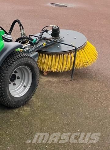 Avant Karusellborste Balayeuse / Autolaveuse