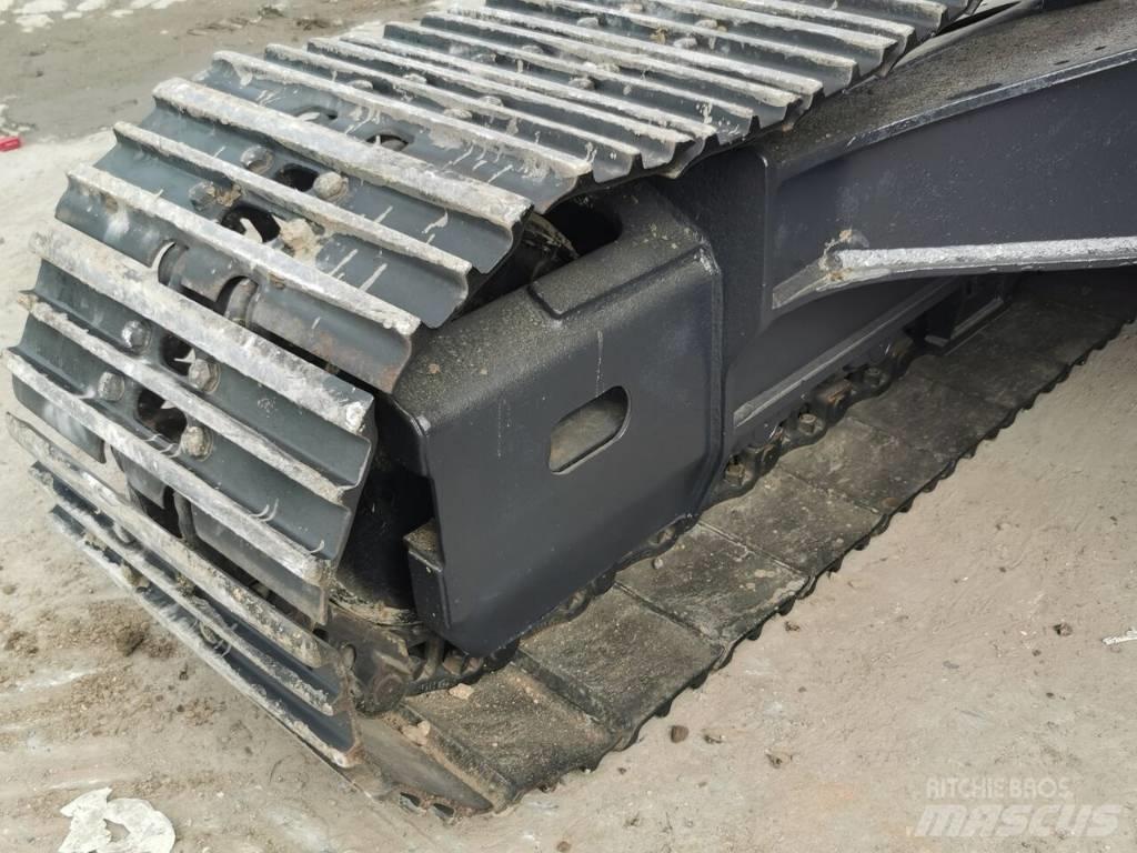 Doosan DX 225 LC Pelle sur chenilles