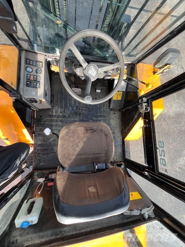 JCB 926 RTFL Chariot tout terrain