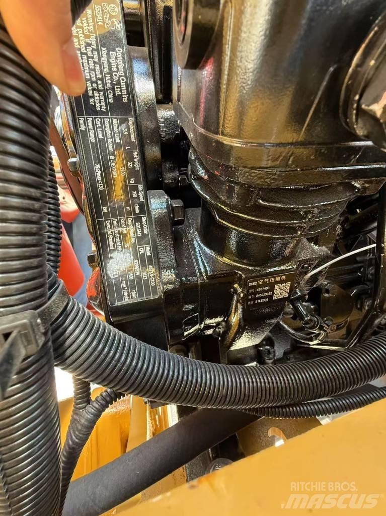 CAT 420 F Tractopelle