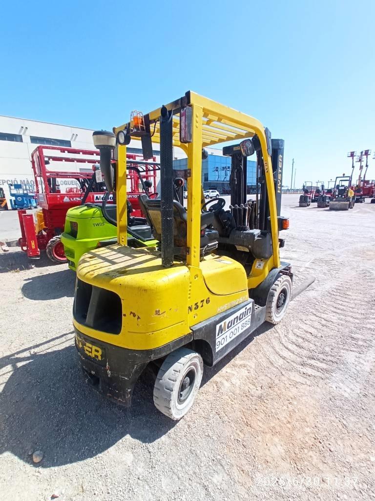 Hyster H 2.5 XT Chariots diesel