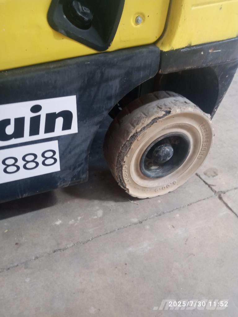 Hyster H 2.5 XT Chariots diesel