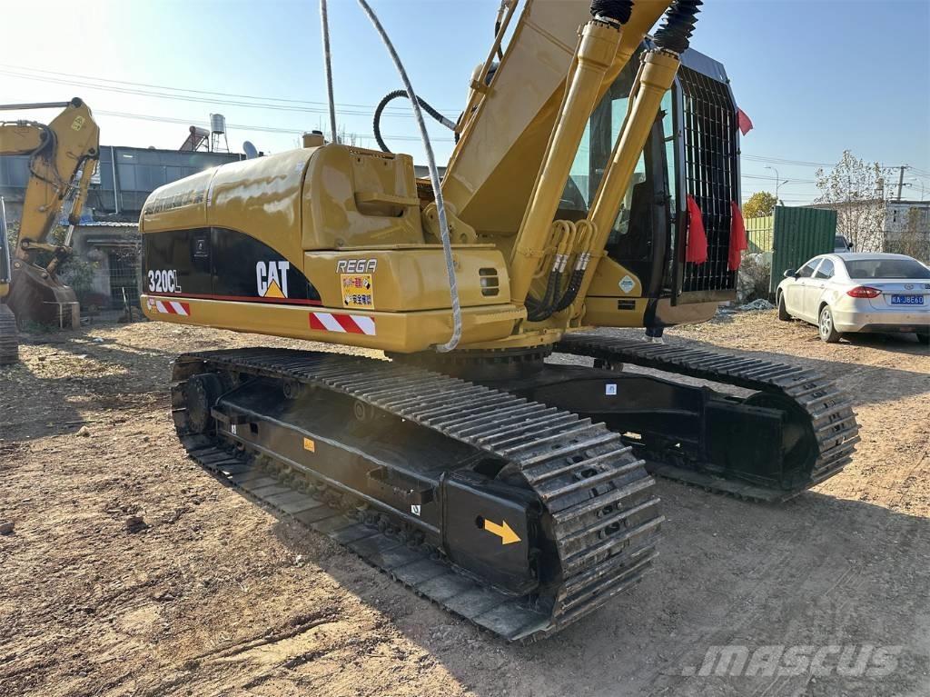 CAT 320 C L Pelle sur chenilles