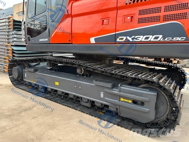 Doosan DX 300LC-9C Pelle sur chenilles