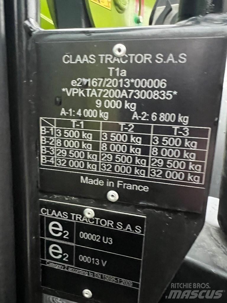 CLAAS Arion 440 CIS Tracteur