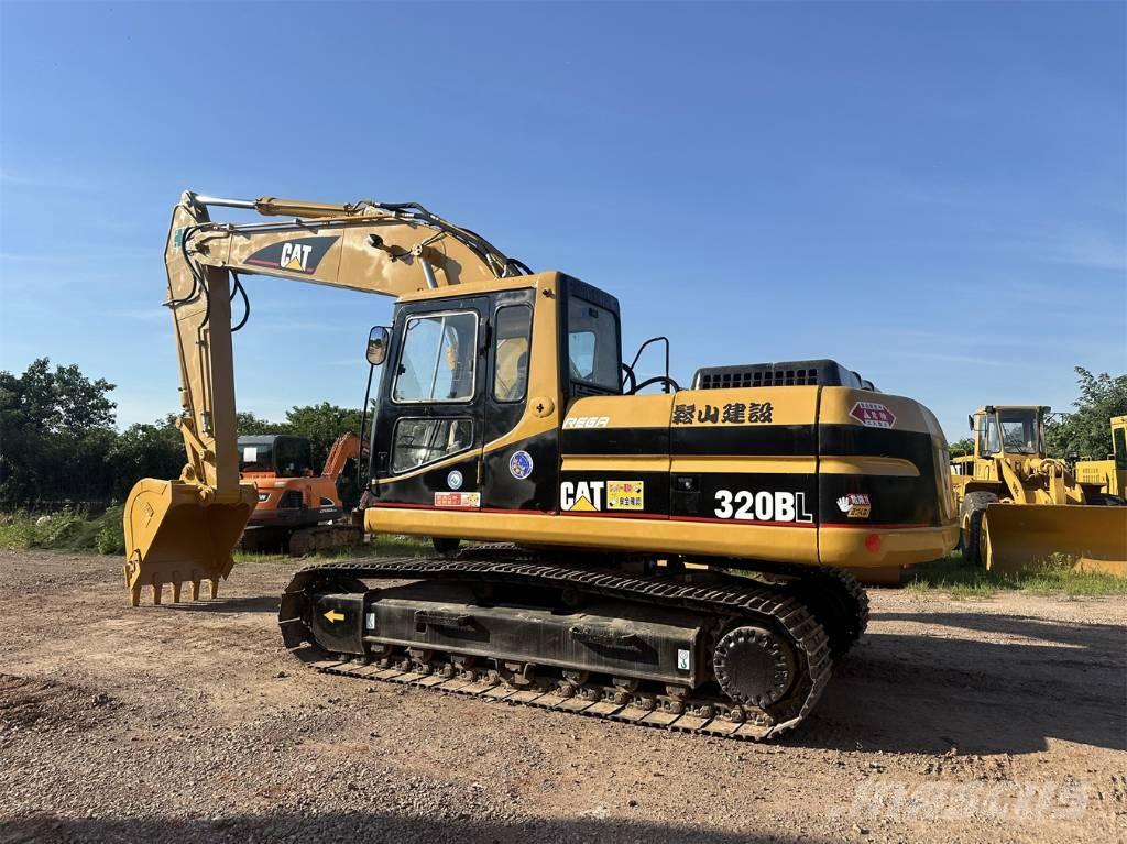 CAT 320BL Pelle sur chenilles