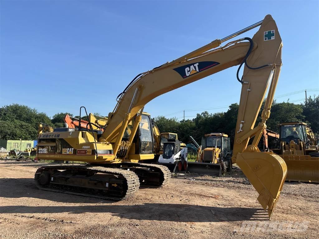 CAT 320BL Pelle sur chenilles