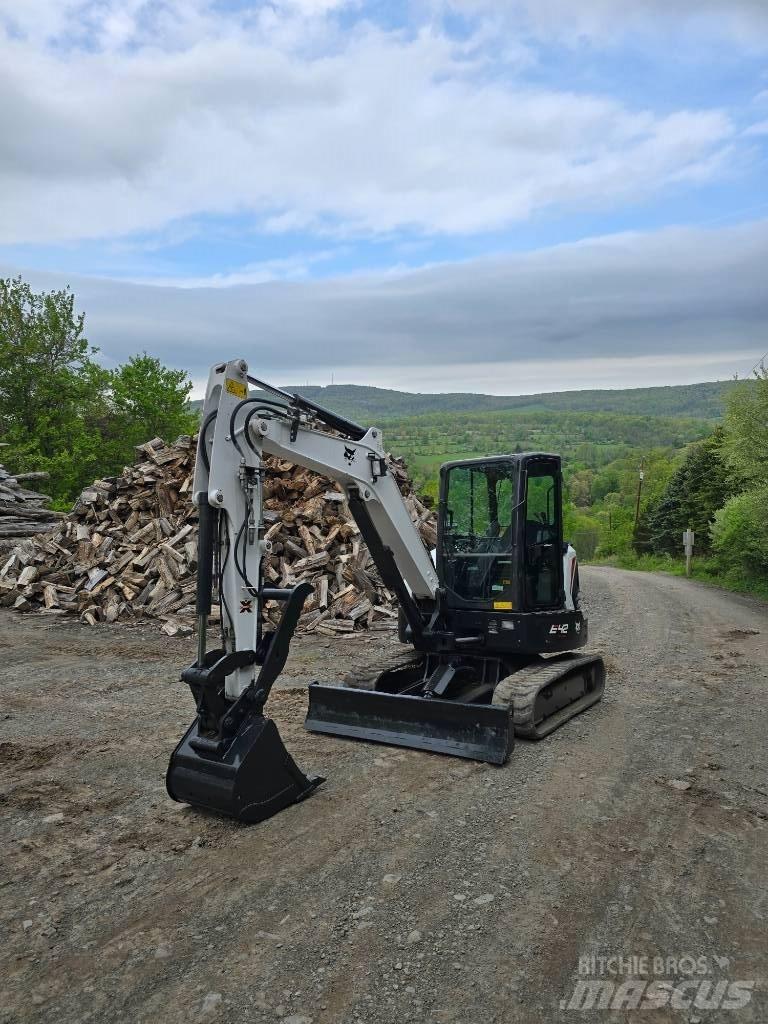 Bobcat E 42 Mini pelle < 7t