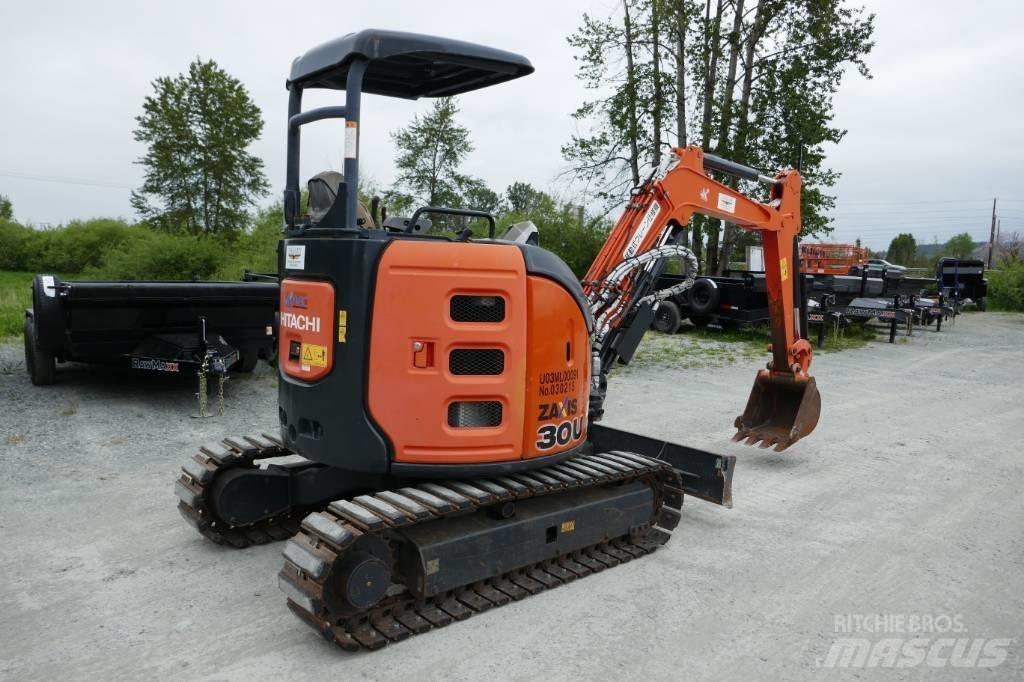Hitachi ZX 30 U-5 A Mini pelle < 7t