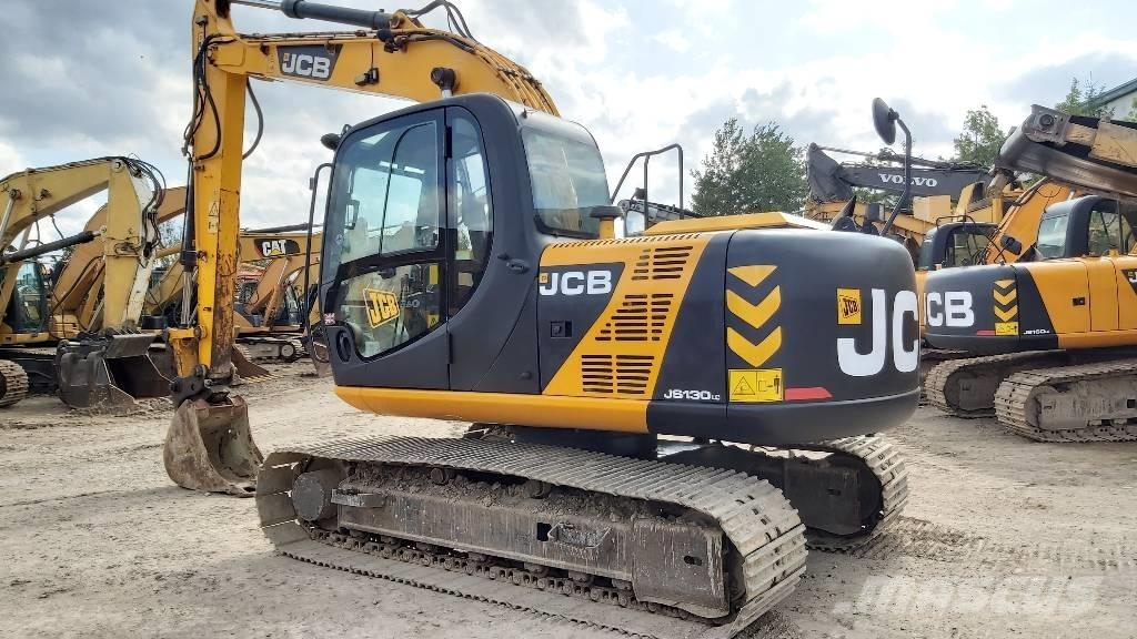 JCB JS 130 LC Pelle sur chenilles
