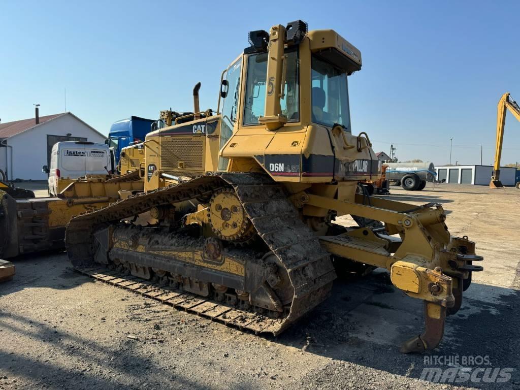 CAT D 6 N LGP Bouteurs sur chenilles