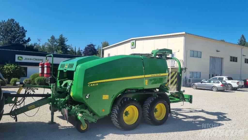 John Deere C441R Presse à balle ronde