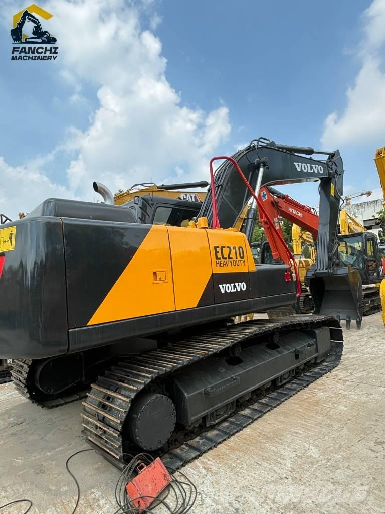 Volvo EC 210 Pelle sur chenilles