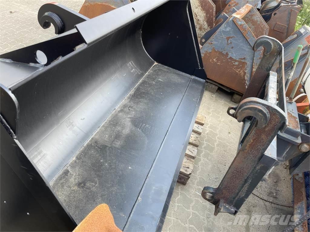 JST Læsseskovl, JST Godet