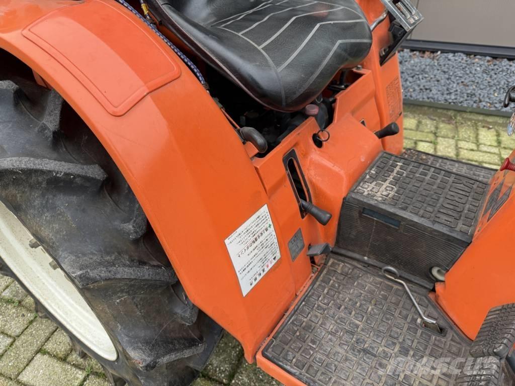 Kubota Bultra B1 - 17 Tracteur