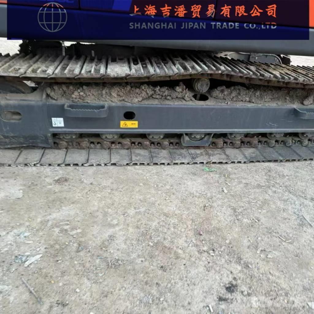 Doosan DX 150 Pelle sur chenilles