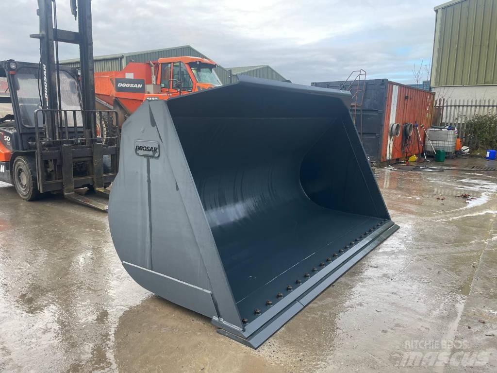 Doosan DL550 bucket Godet
