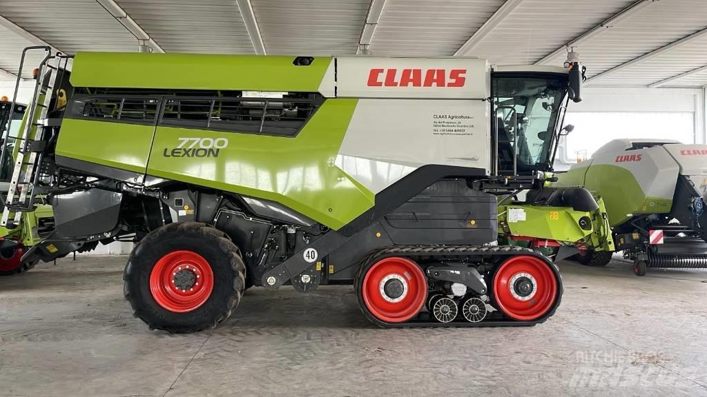 CLAAS LEXION 7700 TT Moissonneuse batteuse