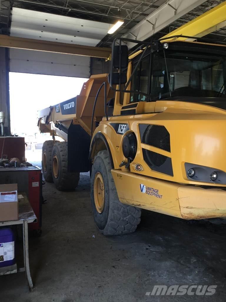 Volvo A 25 F Tombereau articulé