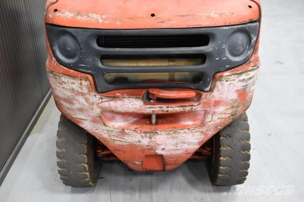 Linde H 25 D - 01 Chariots diesel