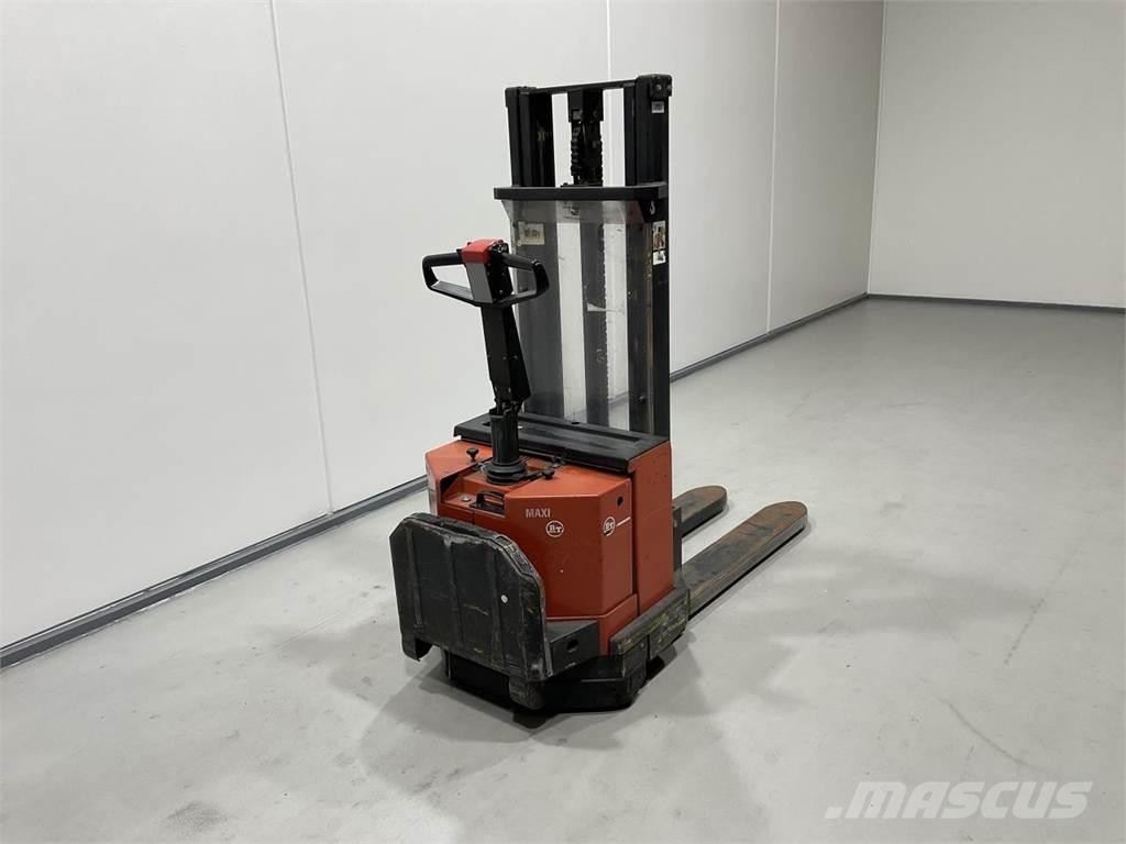 BT PSS 1200 Gerbeurs Automoteurs