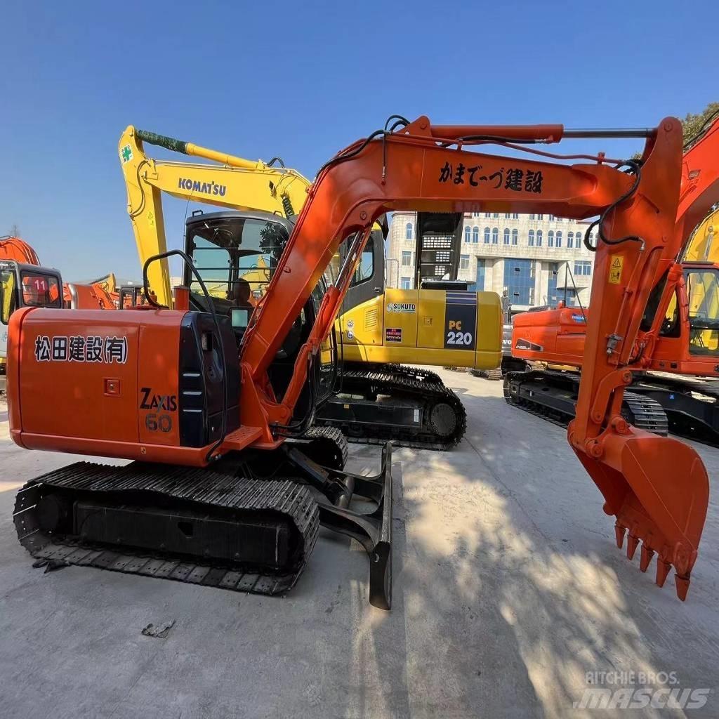 Hitachi ZX 60 Pelle sur chenilles