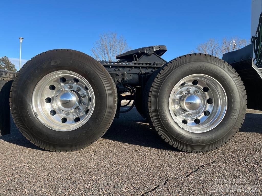 Kenworth T 880 Tracteur routier