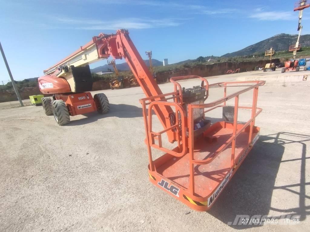 JLG 1250 AJP Nacelles articulées
