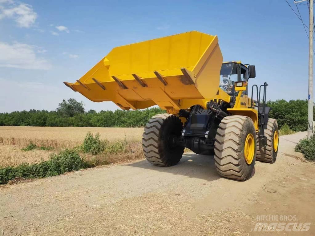 Komatsu WA 470-3 Chargeuse sur pneus