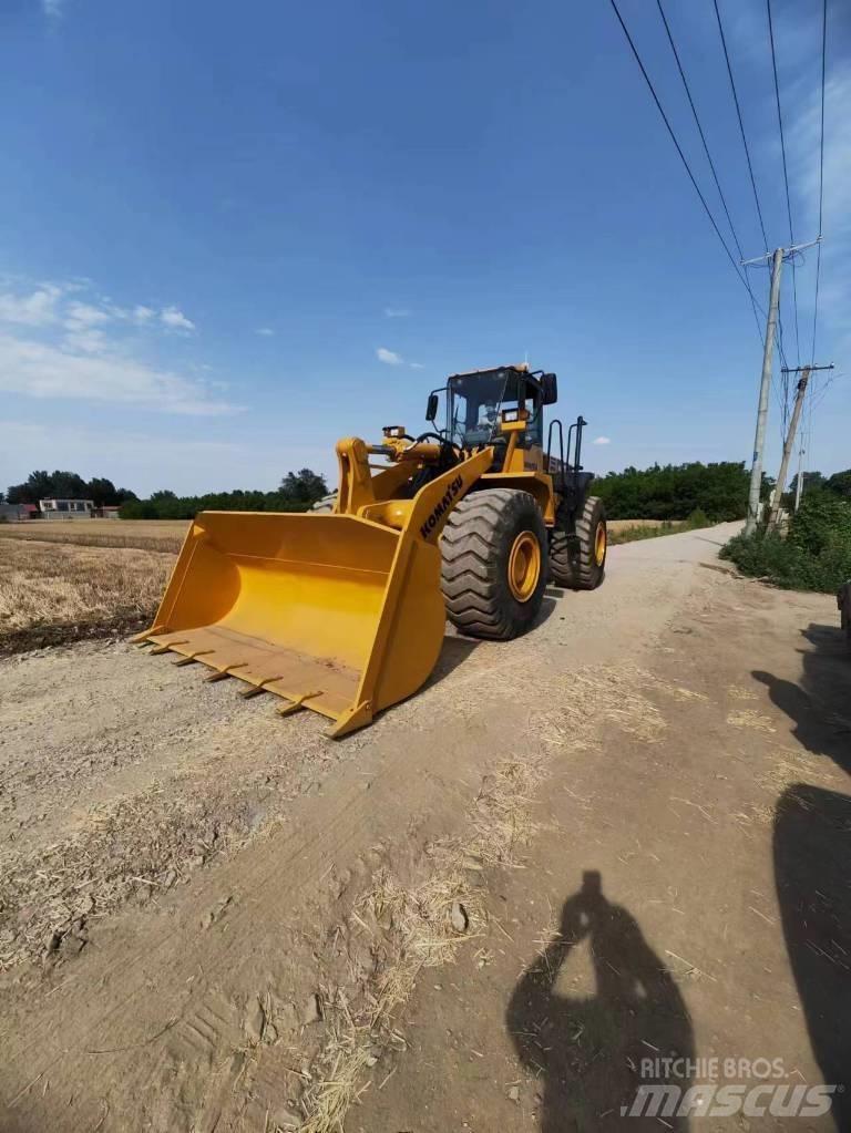 Komatsu WA 470-3 Chargeuse sur pneus