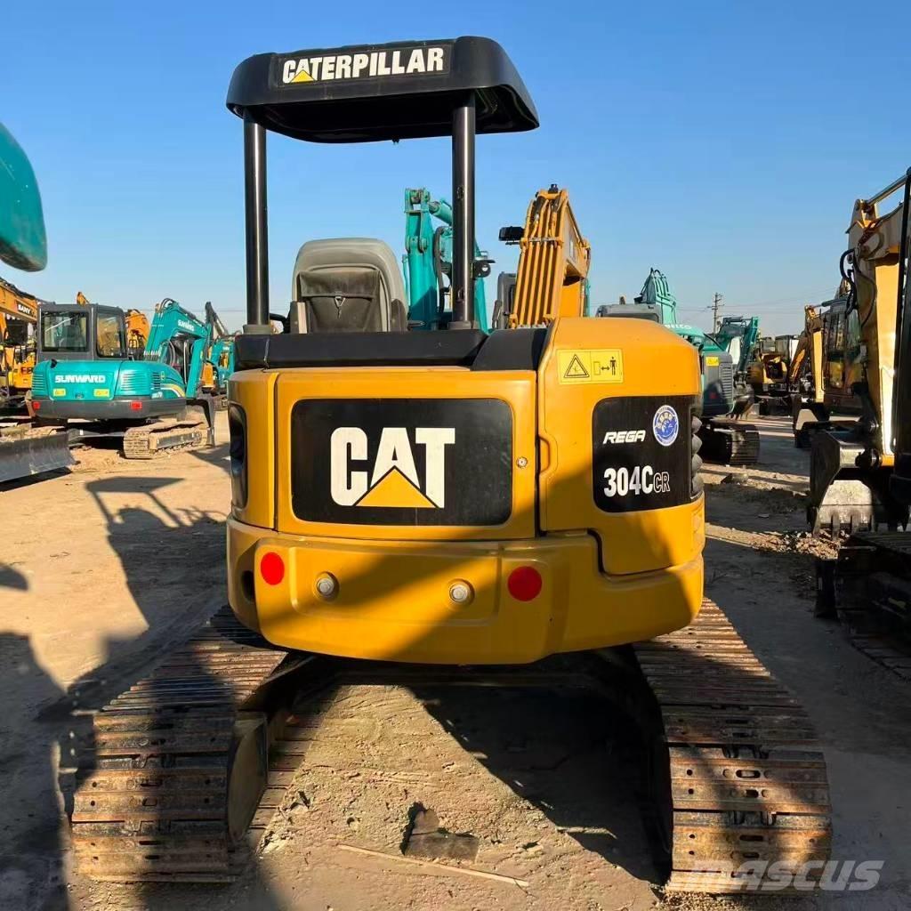 CAT 304 C Mini pelle < 7t