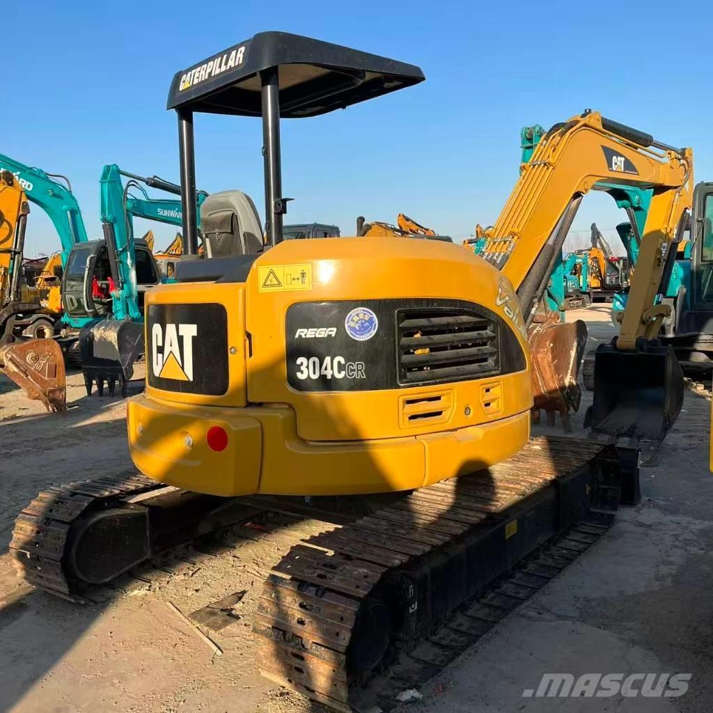 CAT 304 C Mini pelle < 7t