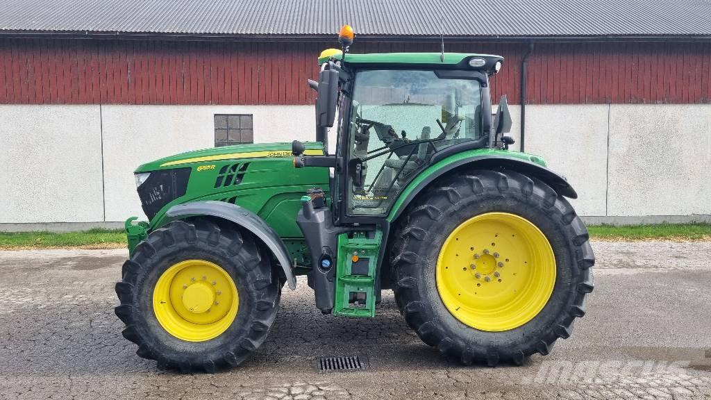 John Deere 6155R Tracteur
