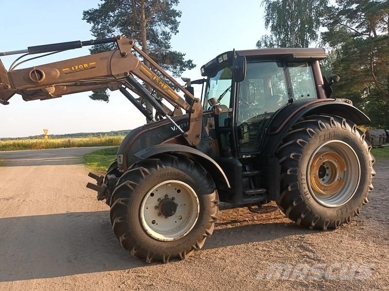 Valtra N 141 Tracteur