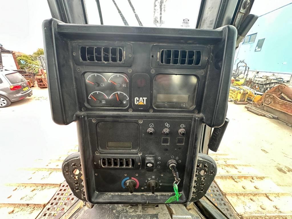 CAT D 6 N LGP Bouteurs sur chenilles