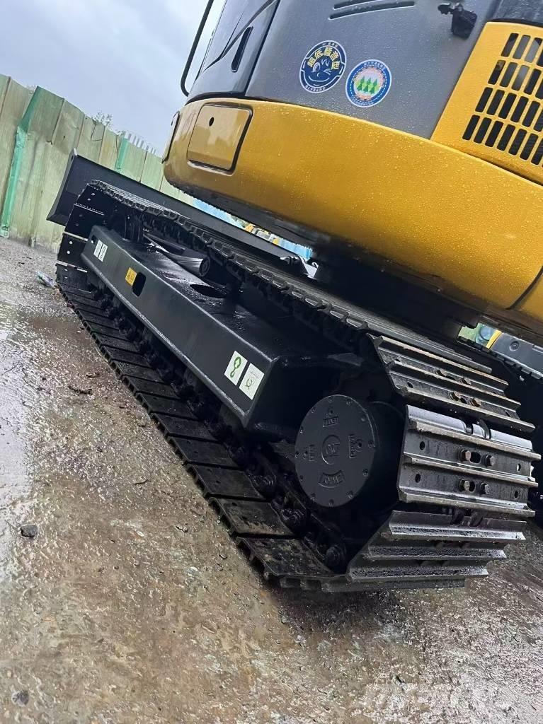 Komatsu PC 78 Pelle sur chenilles
