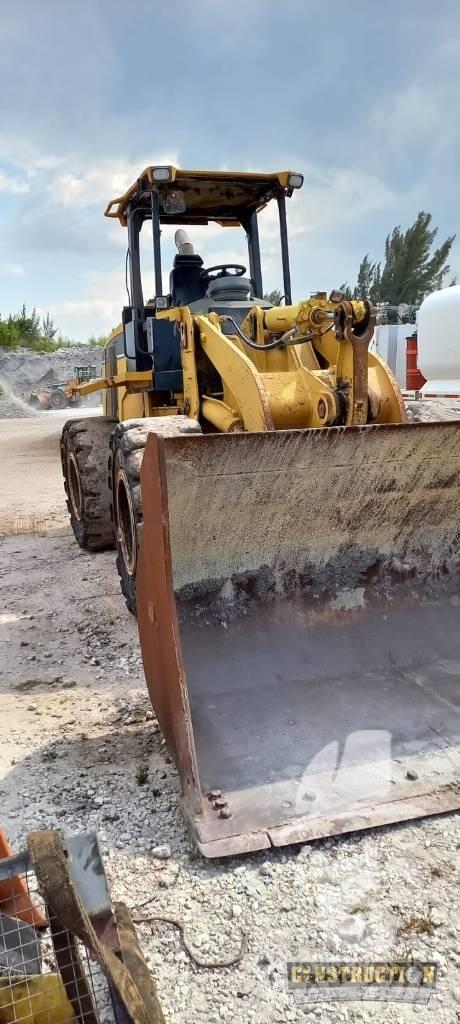 CAT 938 G Chargeuse sur pneus