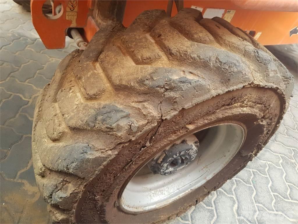 JLG 460SJ Nacelles télescopiques