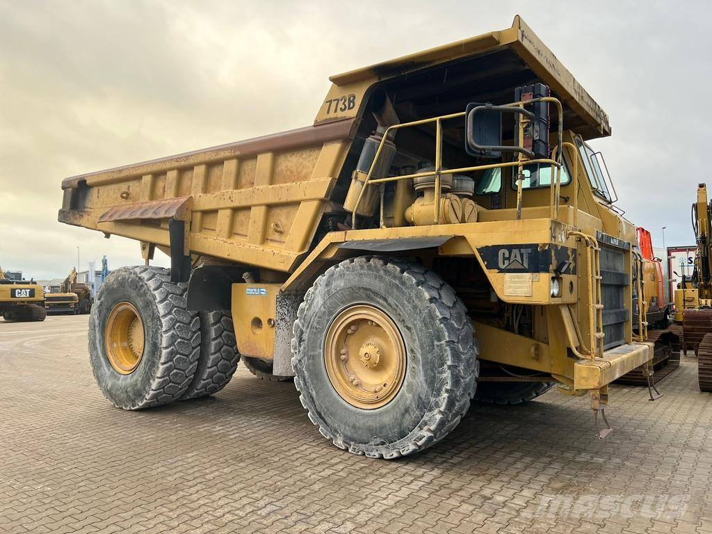 CAT 773B Tombereau rigide