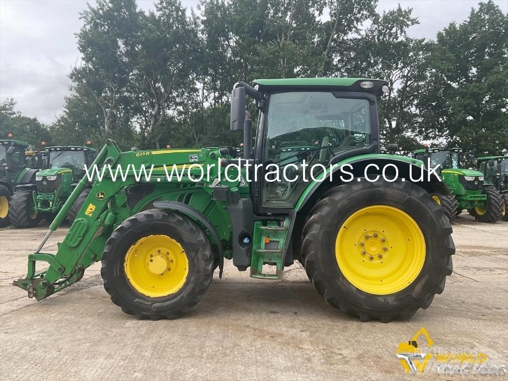 John Deere 6130 R Tracteur