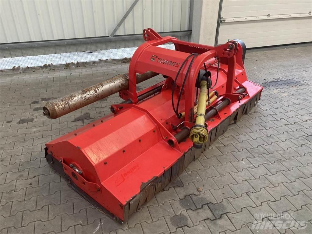 Tehnos MU 280 Broyeur / Gyrobroyeur / Epareuse