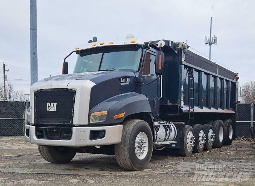 CAT CT 660 Camion benne