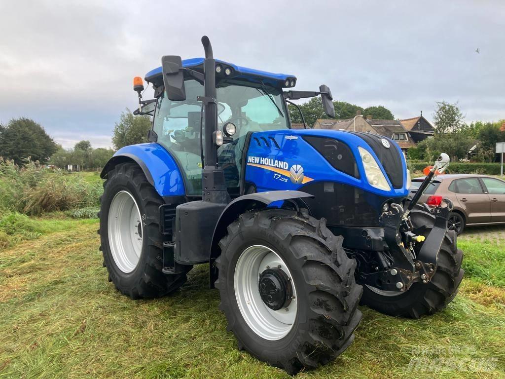 New Holland T7.225 Tracteur
