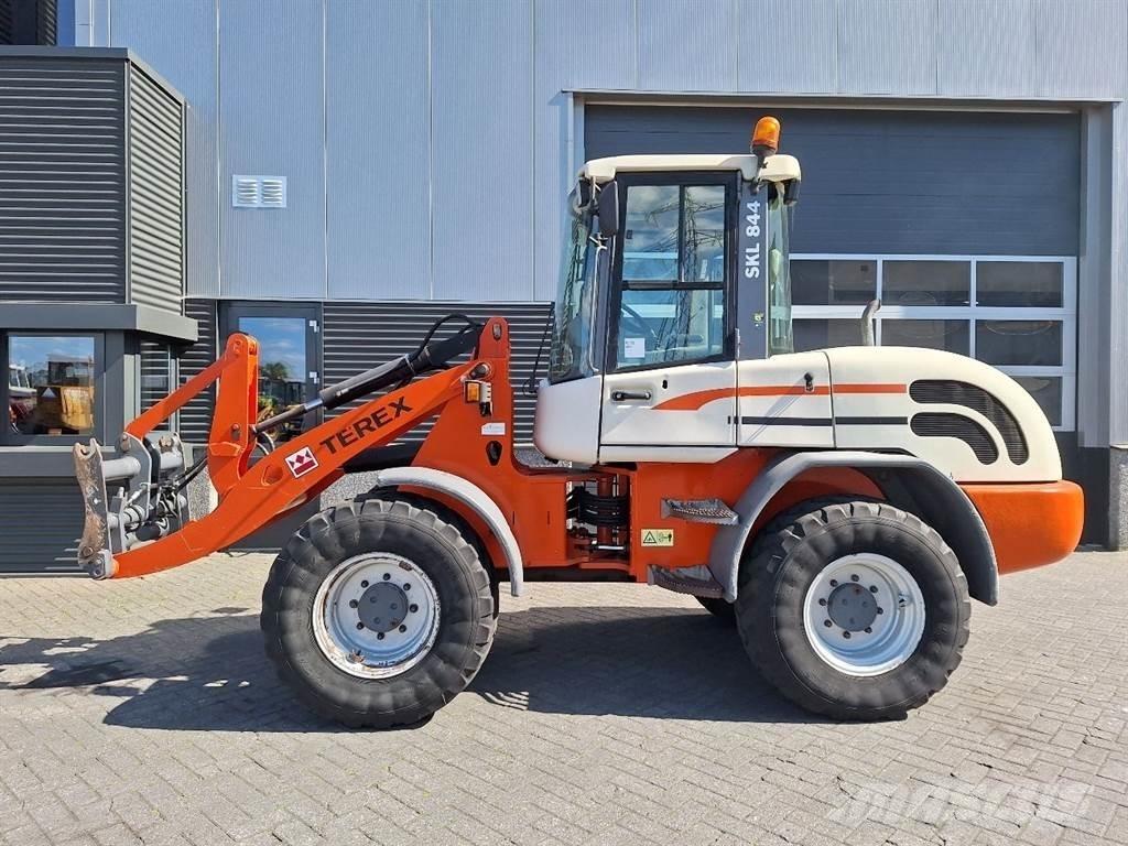 Schaeff SKL844 Chargeuse sur pneus