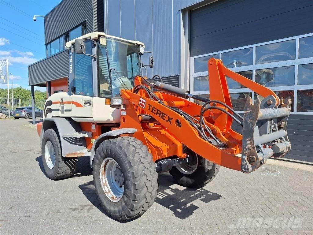 Schaeff SKL844 Chargeuse sur pneus