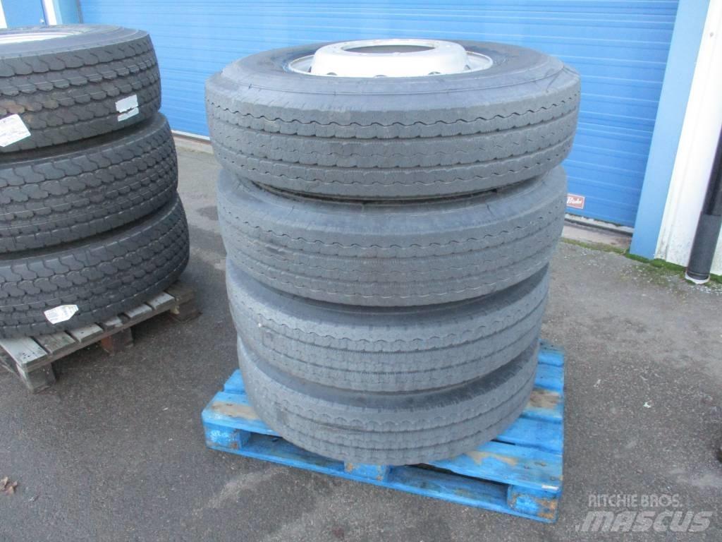 Michelin XZA 12x22,5 Pneus, roues et jantes