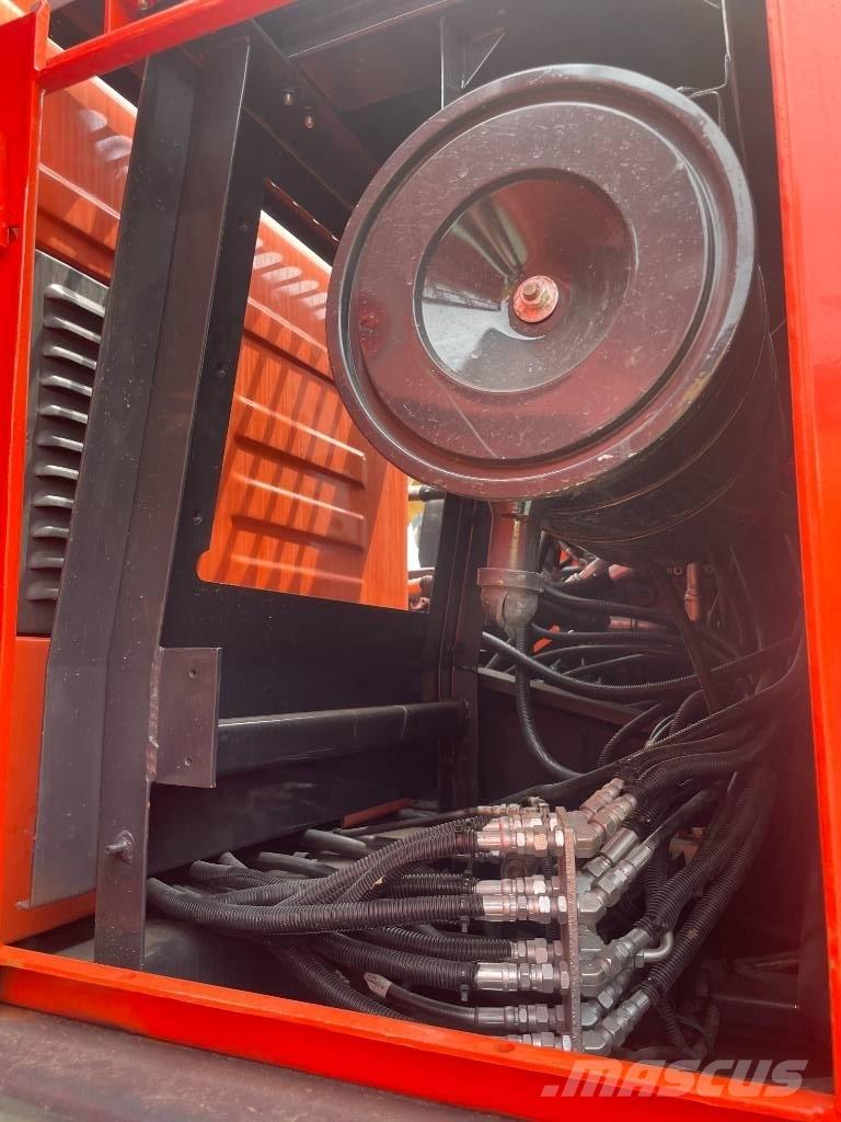 Doosan DX225LCA Pelle sur chenilles