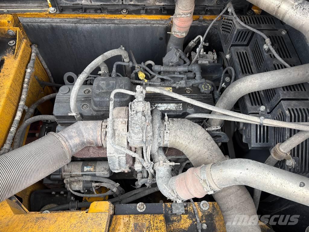 LiuGong CLG933E Pelle sur chenilles