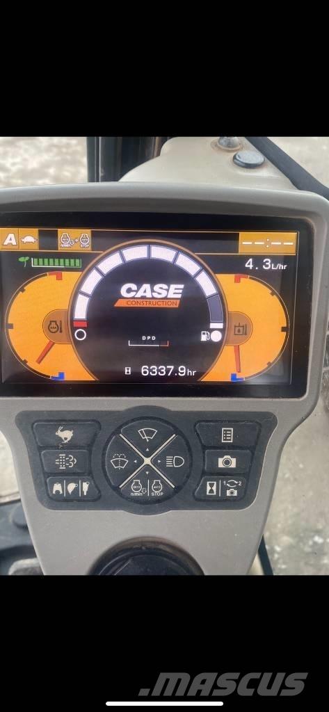 CASE 210C Pelle sur chenilles