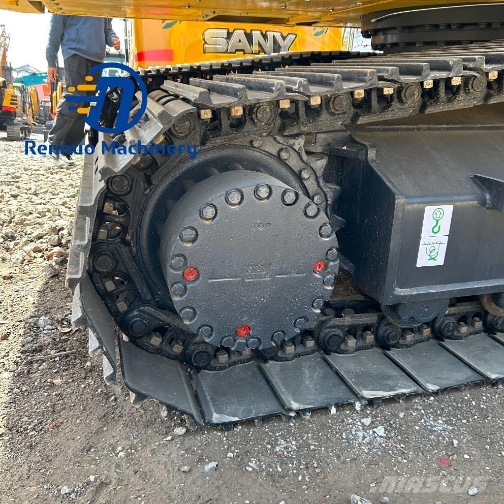 Komatsu PC200-8 Pelle sur chenilles
